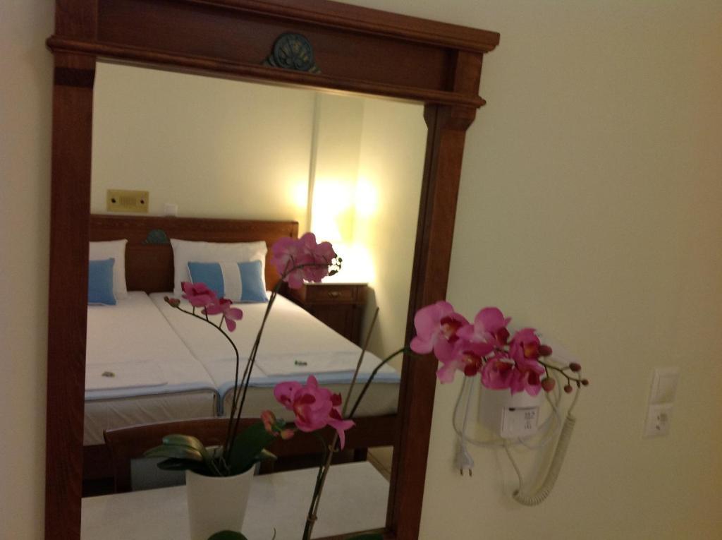 Florena Hotel Episkopos Zimmer foto